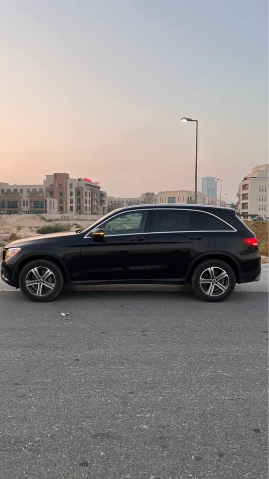 2019 Mercedes-Benz GLC 300, American spec, 87,000 mi