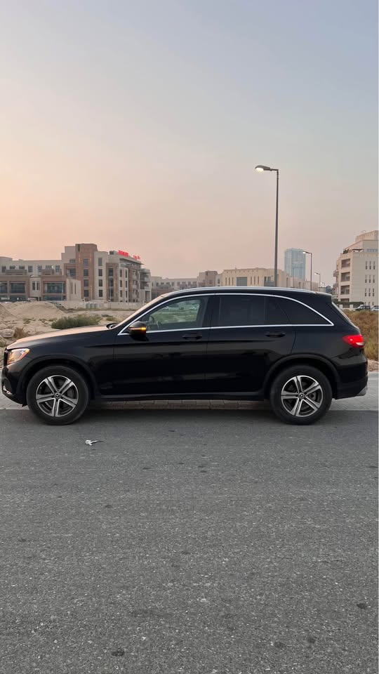 2019 Mercedes-Benz GLC 300, American spec, 87,000 mi